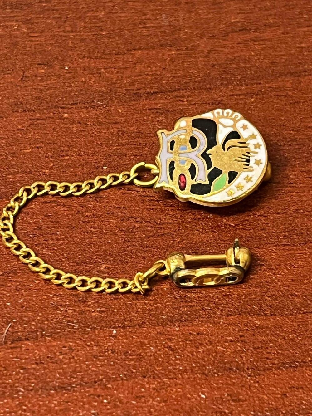 Daughters of Rebekah pin Independent Order of Odd Fellows organization